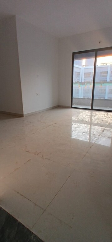 2 BHK Apartment For Rent in Roshan Milestone, Tathawade