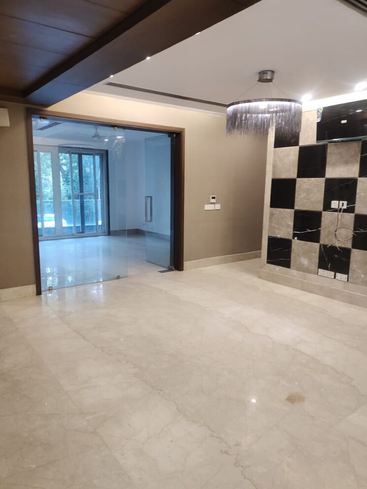 Room, boutique-residential-apartments-a1-313 4 Bedroom 500 Sq.Yd. Builder Floor In Safdarjung Enclave Delhi 8596975