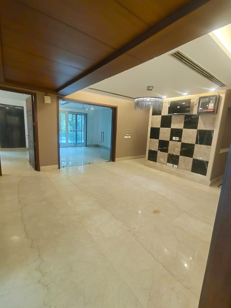 Room, boutique-residential-apartments-a1-313 4 Bedroom 500 Sq.Yd. Builder Floor In Safdarjung Enclave Delhi 8596975