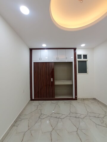 Bathroom in 4 BHK Builder Floor at Sector 72 – for Sale