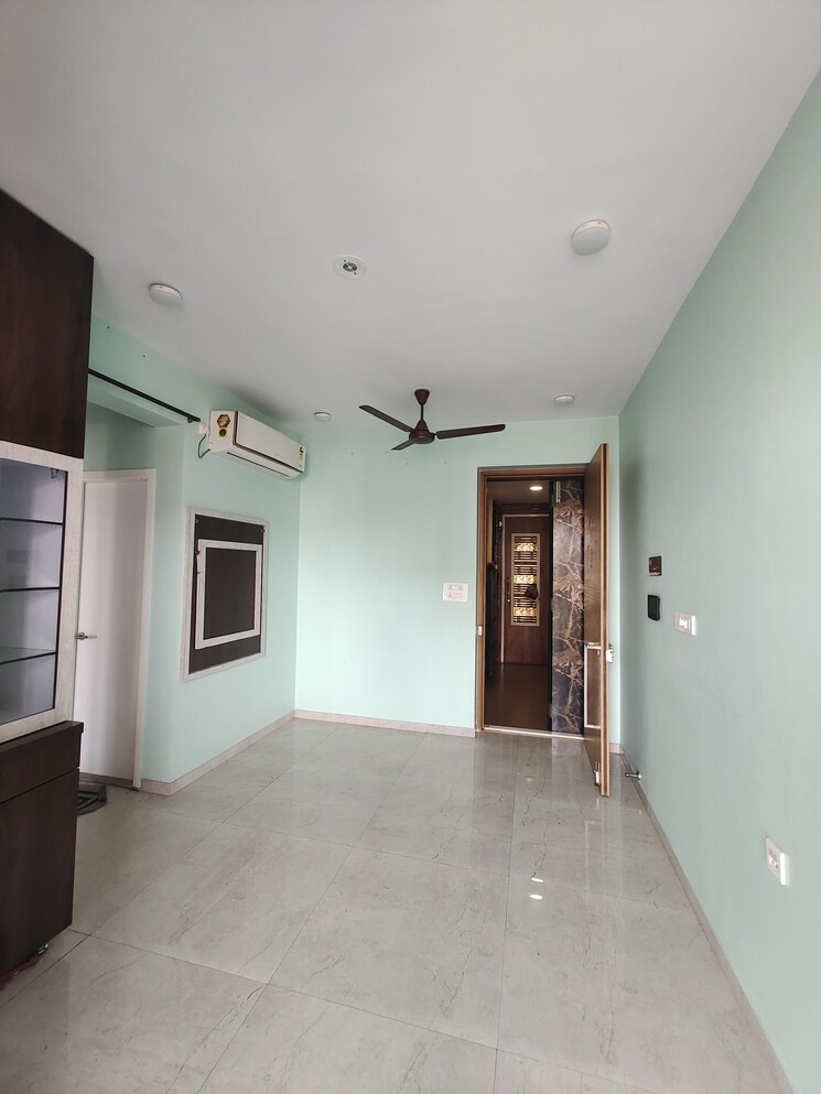 Room, tata-serein 1 Bedroom 446 Sq.Ft. Apartment In Pokhran Road No Two Thane 8596984