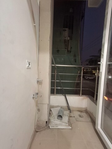 Bathroom in Studio Builder Floor at Sector 38 – for Rent