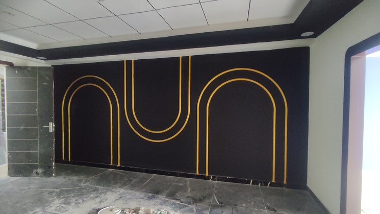 Room, sector 73 2 Bedroom 1050 Sq.Ft. Builder Floor In Sector 73 Noida 8597029