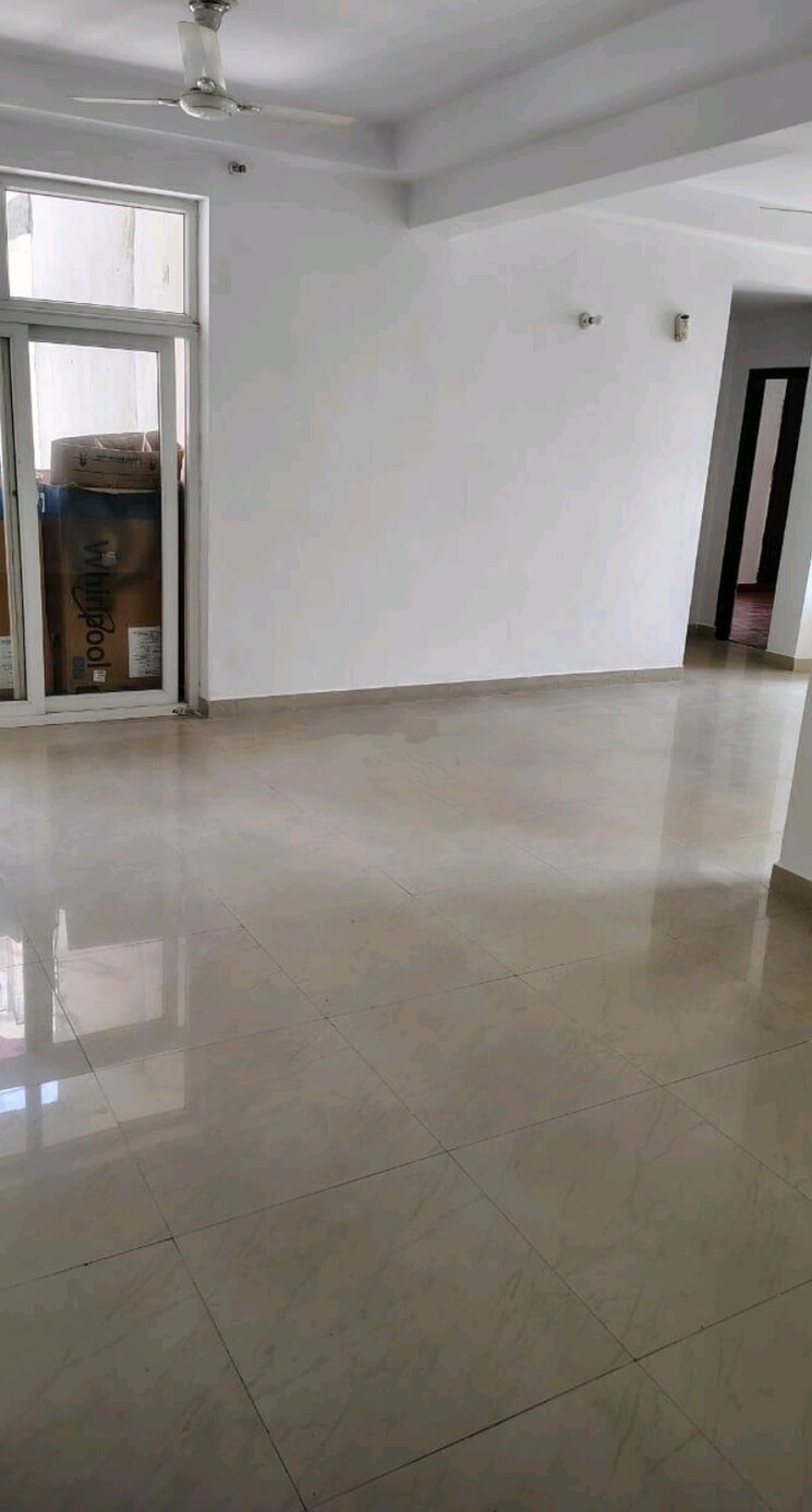 Room, amrapali-zodiac 3 Bedroom 1325 Sq.Ft. Apartment In Sector 120 Noida 8597023