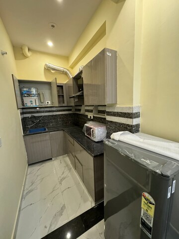 Kitchen in 1 BHK Builder Floor at Sector 38 – for Rent
