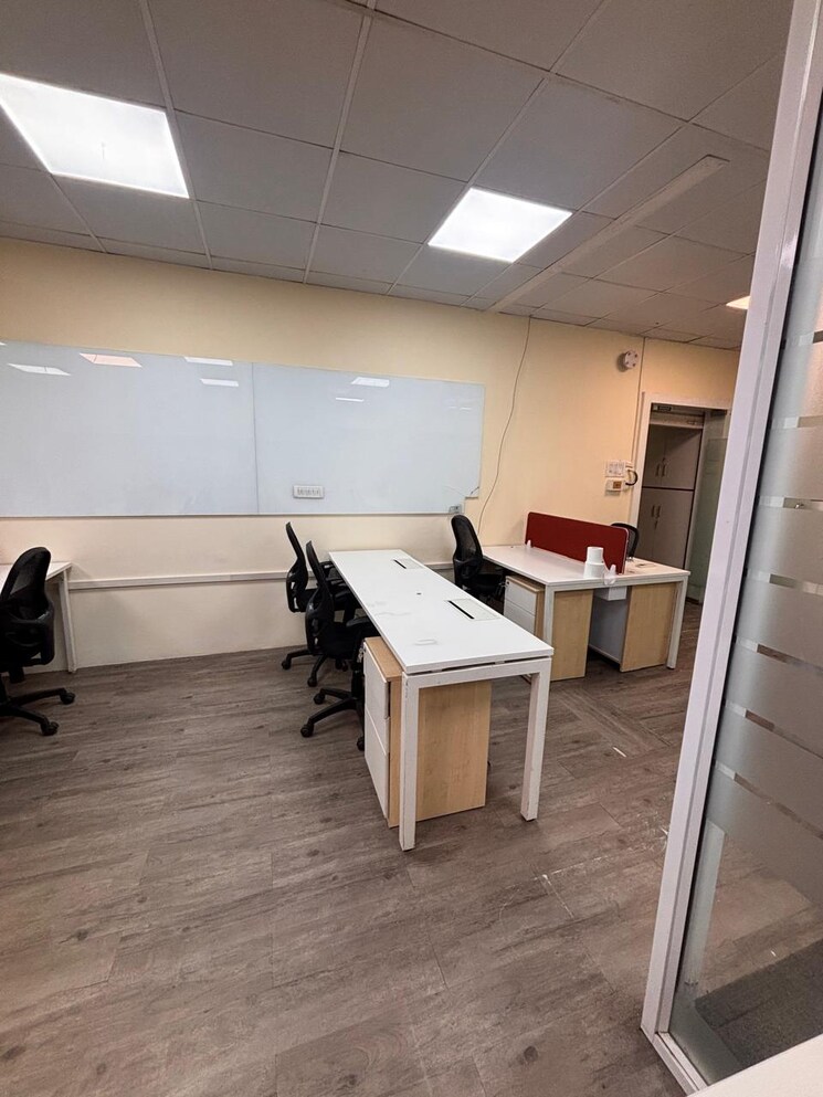 Team Area, everest-grande Commercial Office Space 1515 Sq.Ft. In Andheri East Mumbai 8597070