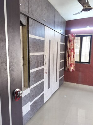 Room in 1.5 BHK Apartment at Agarwal And Doshi Complex, Vasai West – for Sale