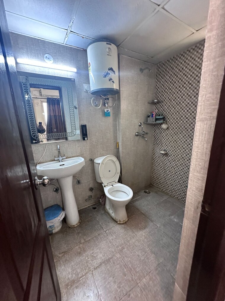 Bathroom, aditya-city-apartments 2 Bedroom 900 Sq.Ft. Apartment In Shahpur Bamheta Ghaziabad 8597084