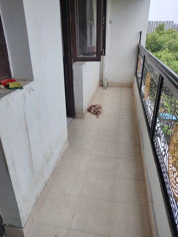 Balcony in 3 BHK Apartment at Vrindavan Yojna – for Rent