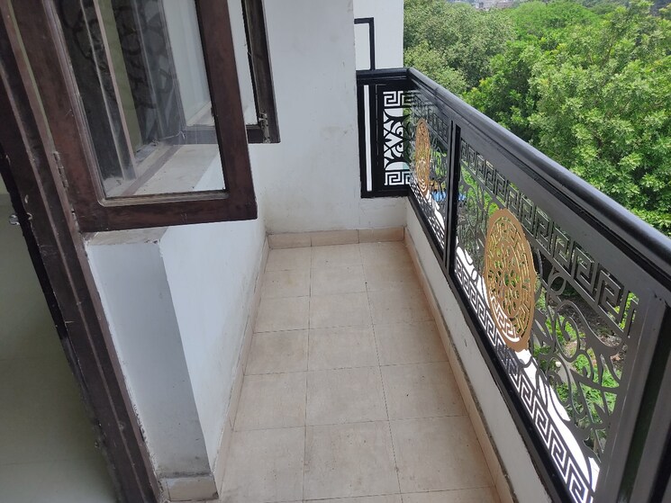 Balcony, vrindavan yojna 3 Bedroom 1600 Sq.Ft. Apartment In Vrindavan Yojna Lucknow 8597092