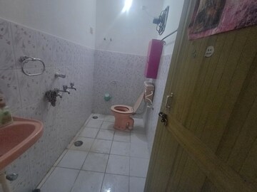 Bathroom in 2 BHK Independent House at Indira Nagar – for Rent