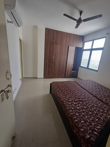 Bedroom in 3 BHK Apartment at Avadh Vihar Yojna – for Rent