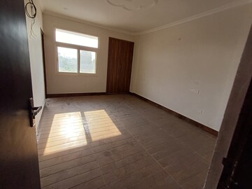 Room in 3 BHK Apartment at Arsha Sumangalam Vrindavan Yojana, Vrindavan Yojna – for Rent
