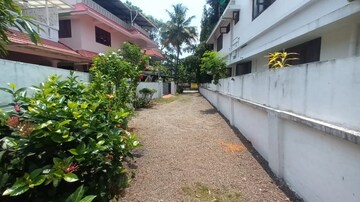 Balcony in  Plot at Kundannoor – for Sale