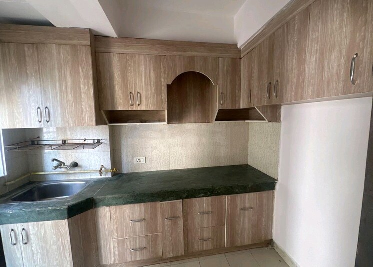 Kitchen, paras-tierea 2 Bedroom 1045 Sq.Ft. Apartment In Sector 137 Noida 8597139