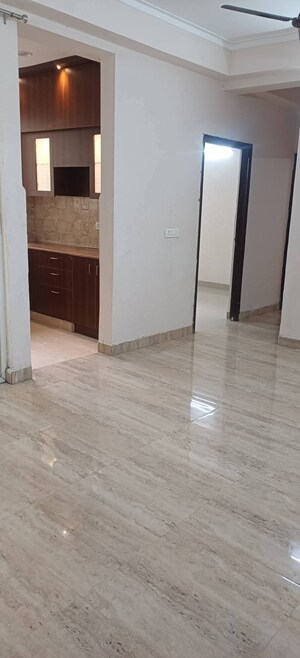 2 BHK Apartment For Sale in Amrapali Golf Homes, Sector 4 Greater Noida
