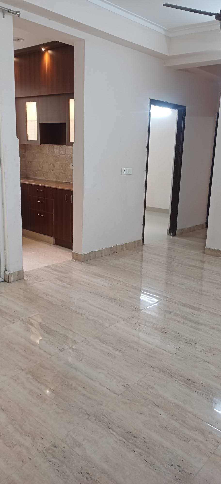 2 BHK + Study Room Apartment For Sale in Amrapali Golf Homes