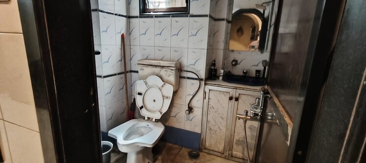 Bathroom, avillion-greenfields-co-op-housing-society 1 Bedroom 396 Sq.Ft. Apartment In Jogeshwari East Mumbai 8597148