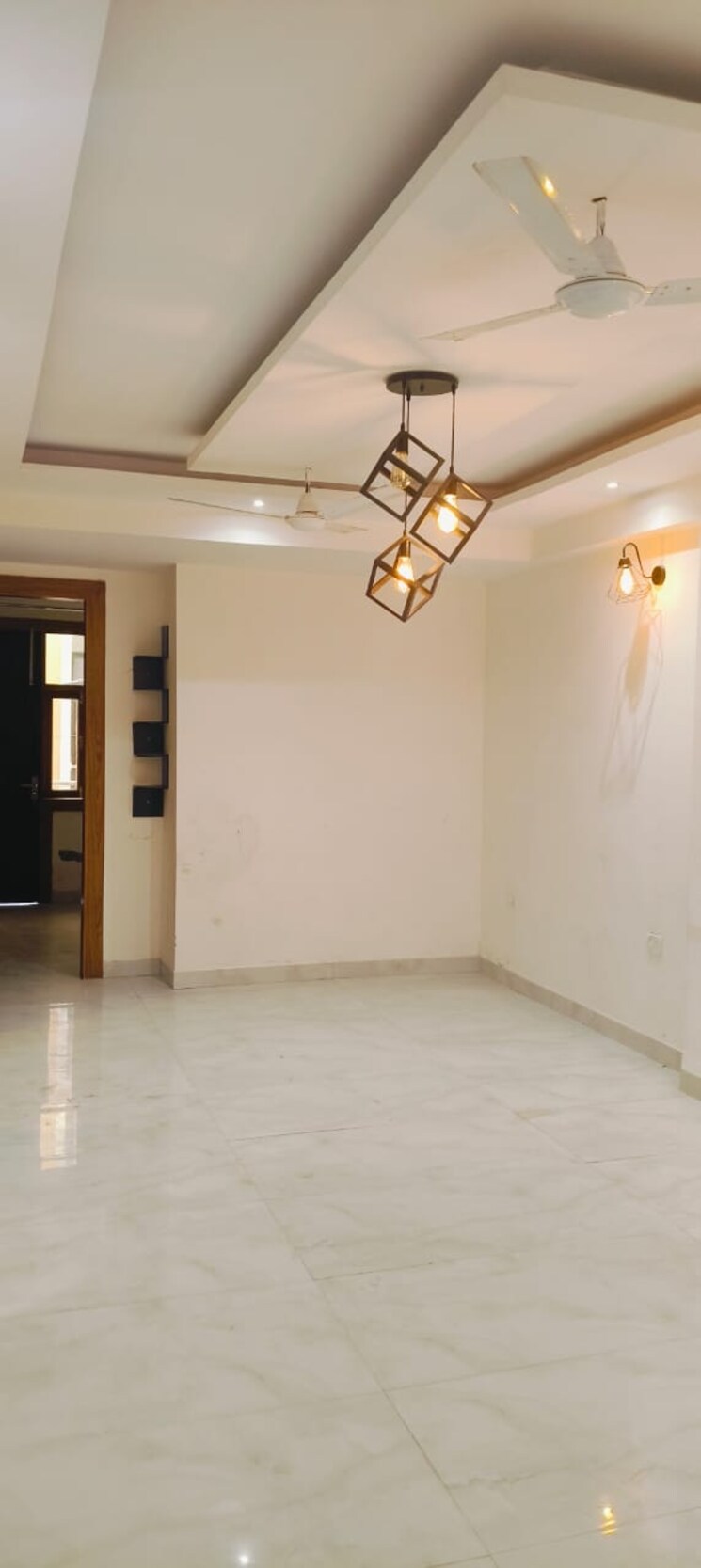 Room, andheria mor village 3 Bedroom 1200 Sq.Ft. Builder Floor In Andheria Mor Village Delhi 8597160