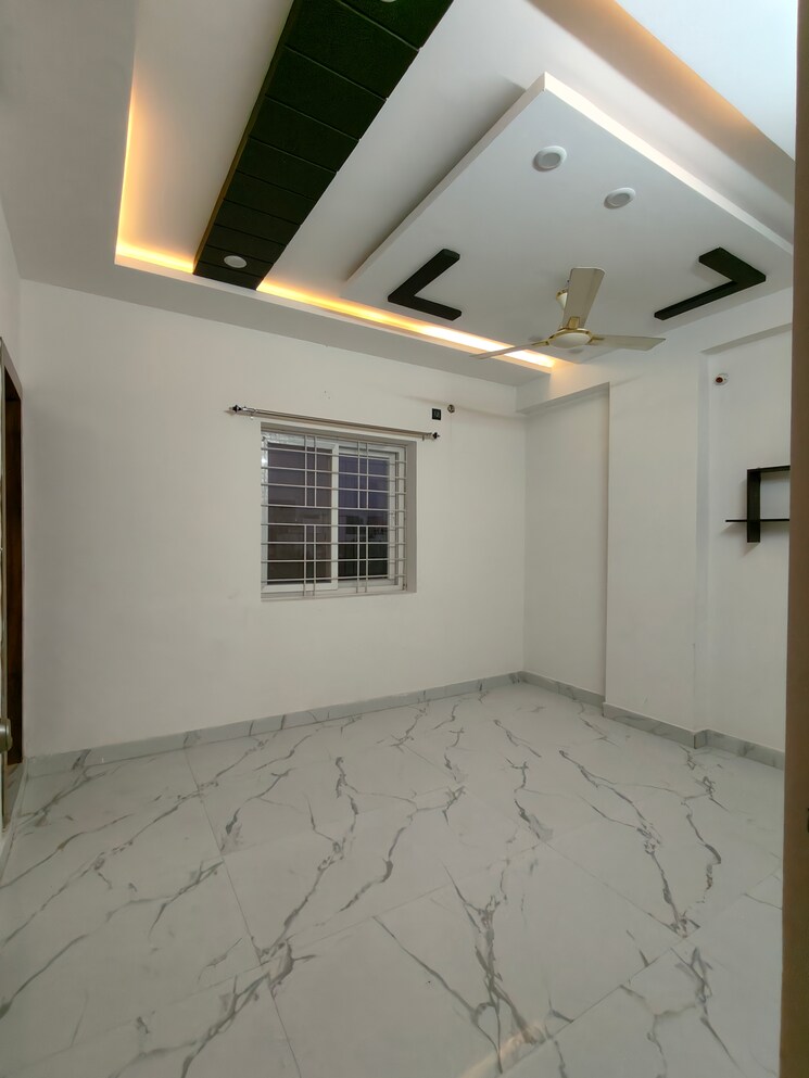 Room, kondapur 3 Bedroom 1600 Sq.Ft. Apartment In Kondapur Hyderabad 8597163