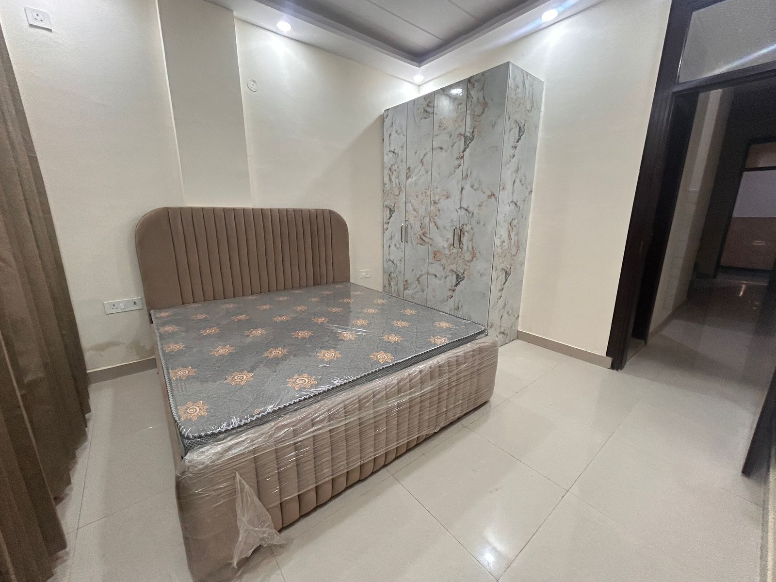 1 BHK Builder Floor For Rent in DLF City Phase 3