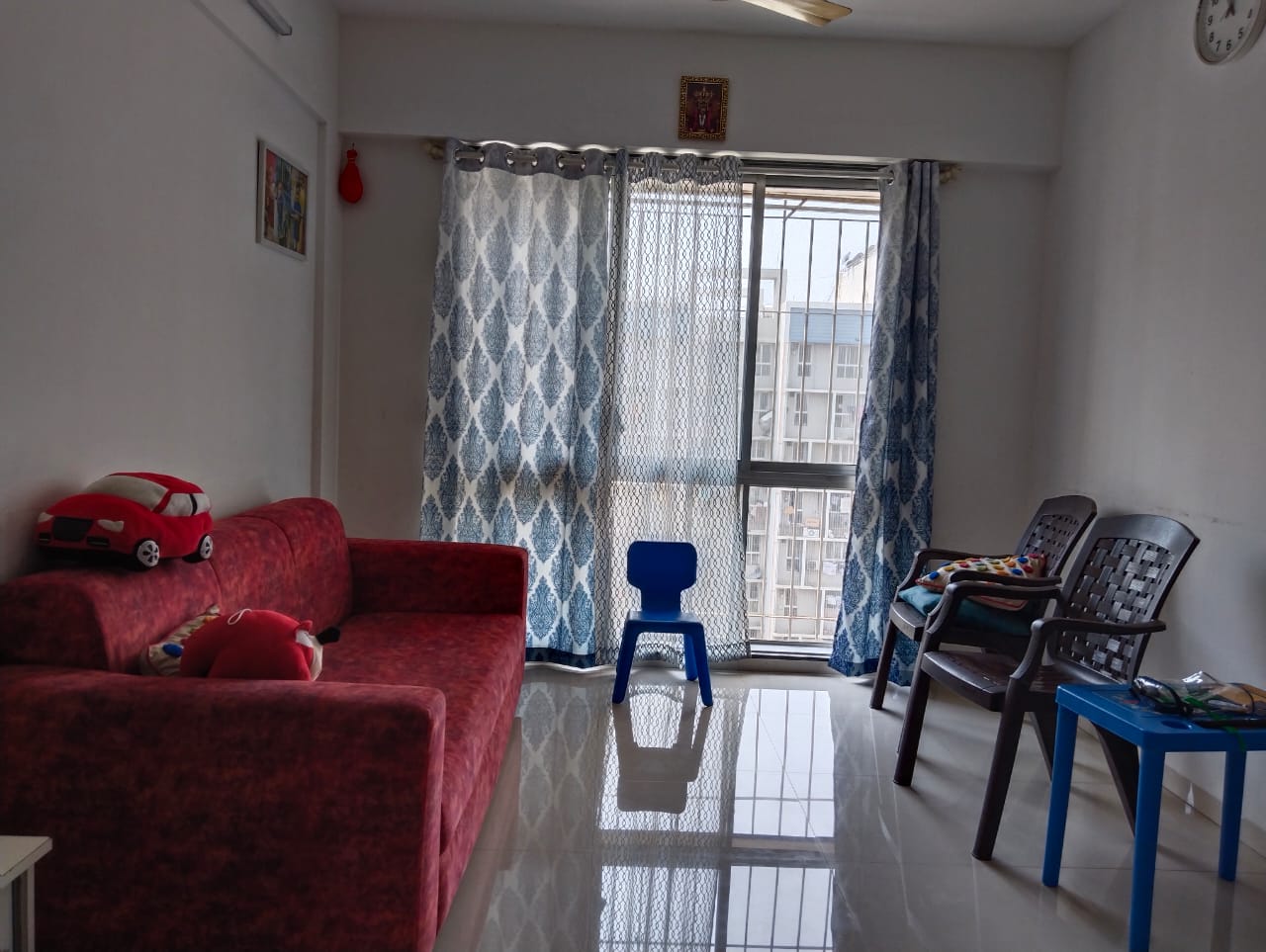 1.5 BHK + Extra Room Apartment For Rent in Neel Sidhi Infinity