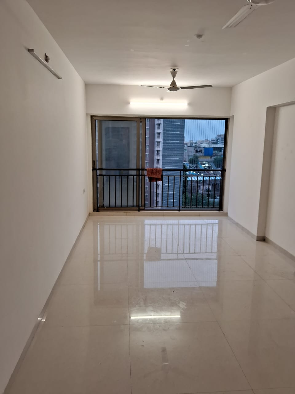 2 BHK Apartment For Rent in Kesar Scion
