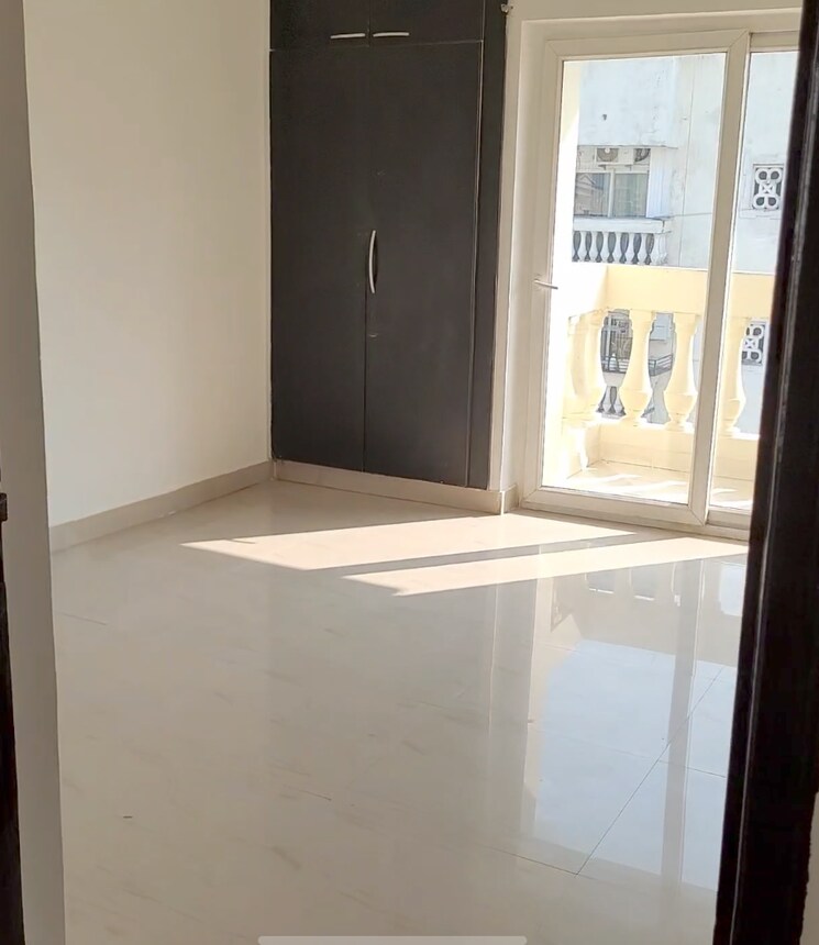 Room, nimbus-the-hyde-park 2 Bedroom 1080 Sq.Ft. Apartment In Sector 78 Noida 8597232