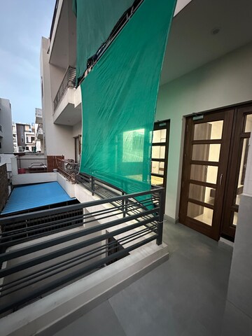 2 BHK Builder Floor For Rent in Sector 79
