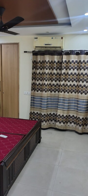 Bedroom in 2 BHK Apartment at RPS Savana, Sector 88 – for Rent