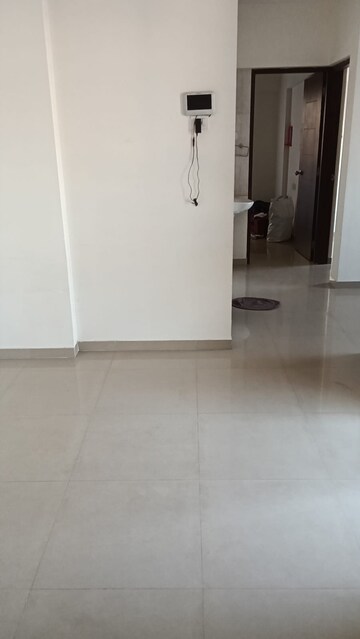 Room in 2 BHK Apartment at Tanish Pearls, Charholi Budruk – for Rent