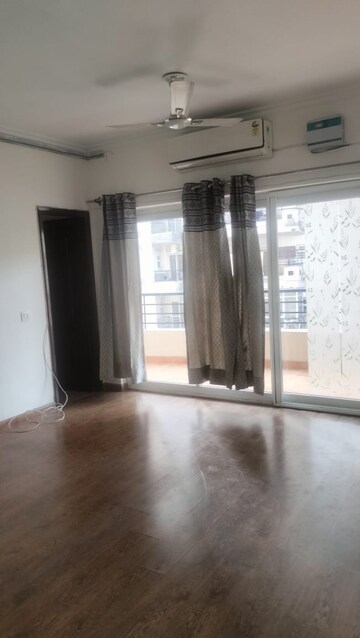 Room in 4 BHK Apartment at RPS Savana, Sector 88 – for Rent