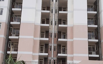 2 BHK Apartment For Sale in Suncity Avenue 76, Sector 76