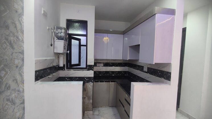 Kitchen, sector 73 2 Bedroom 920 Sq.Ft. Builder Floor In Sector 73 Noida 8597392