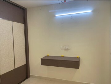 2 BHK Apartment For Rent in Prestige High Fields, Gachibowli