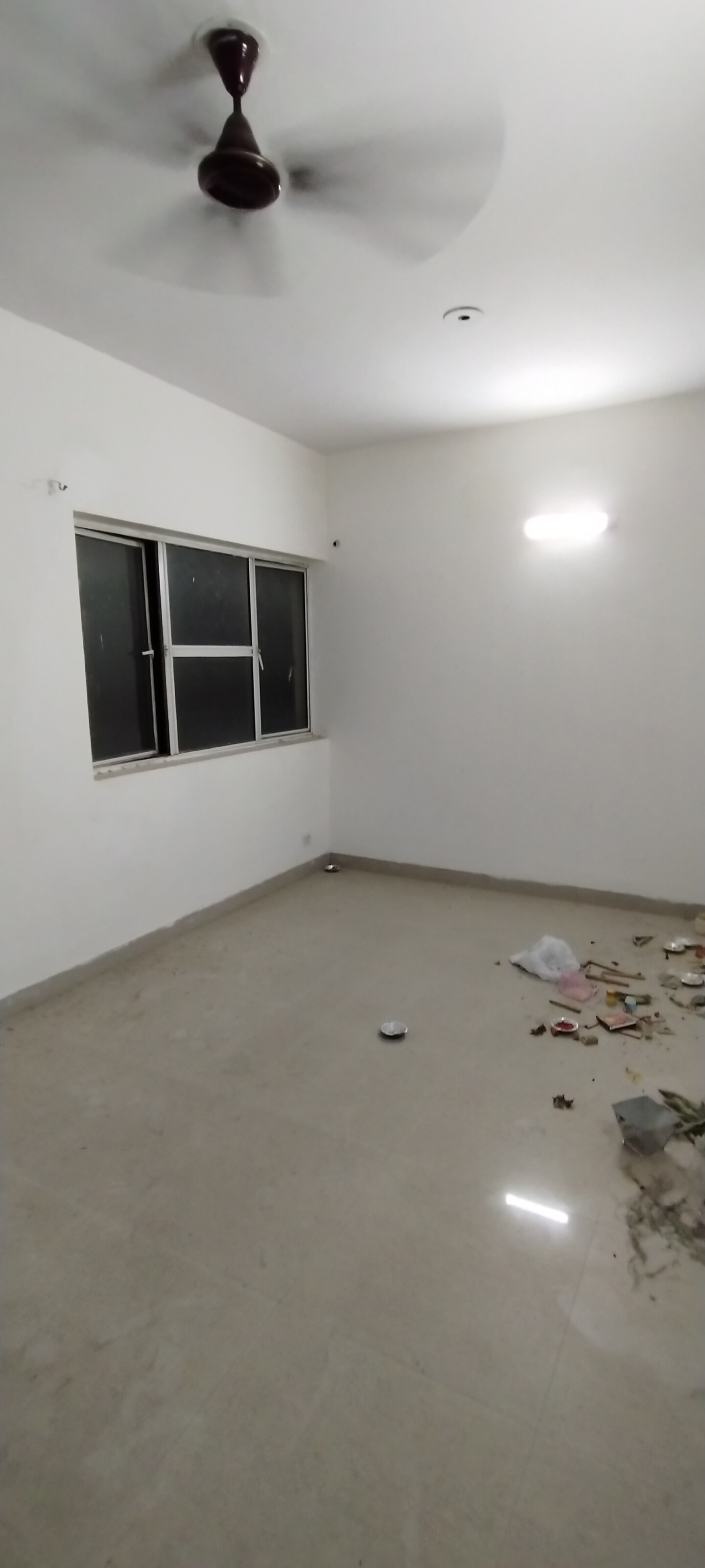 3 BHK 1100 Sq.Ft. Apartment in Sare Springview Floors