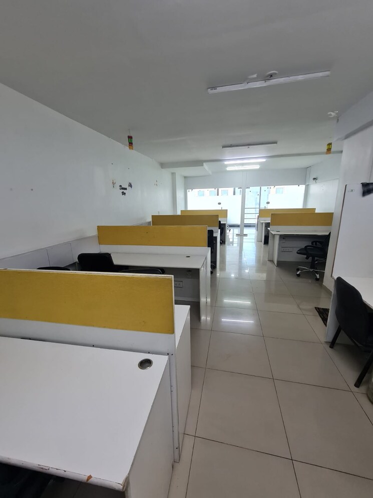 Team Area, vastrapur Commercial Office Space 1273 Sq.Ft. In Vastrapur Ahmedabad 8597511