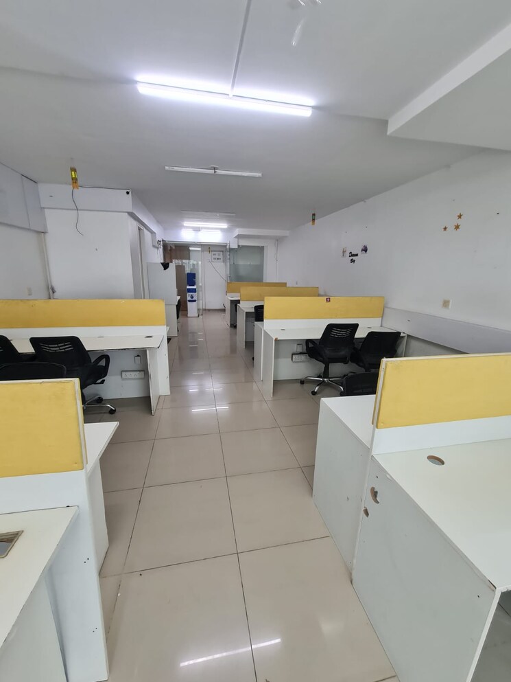 Team Area, vastrapur Commercial Office Space 1273 Sq.Ft. In Vastrapur Ahmedabad 8597511