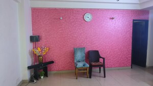 Room in 3 BHK Apartment at Amrapali Princely Estate, Sector 76 – for Sale