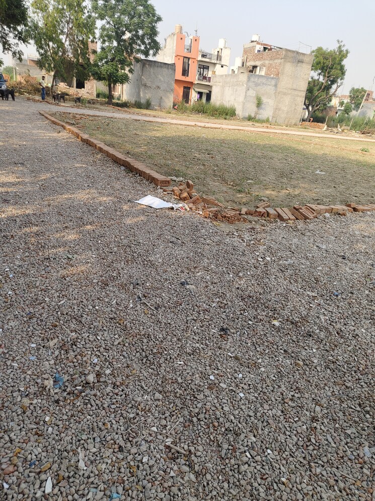 undefined, sector 143  50 Sq.Yd. Plot In Sector 143 Noida 8597723