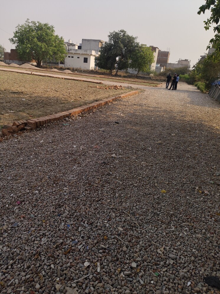 undefined, sector 143  50 Sq.Yd. Plot In Sector 143 Noida 8597723