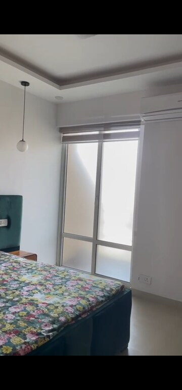 Room in 2 BHK Apartment at Tata La Vida, Sector 113 – for Rent
