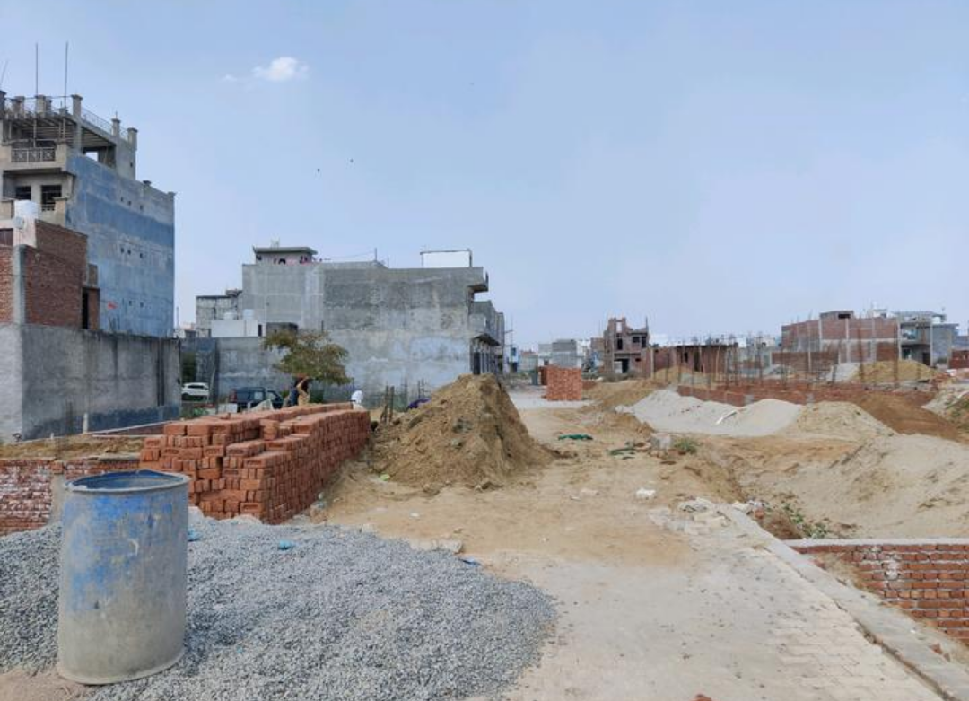 Plot For Sale in Green Valley 