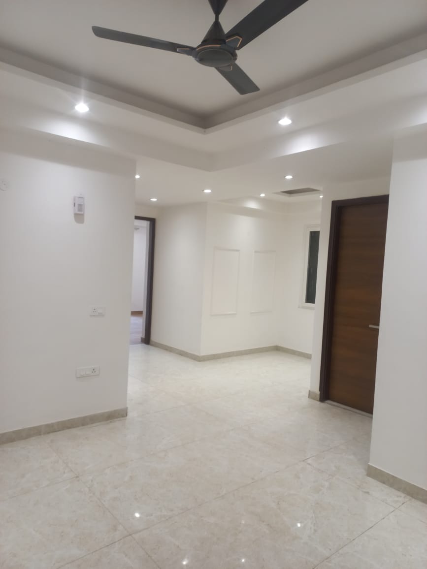 2 BHK Builder Floor For Rent in Sector 12A