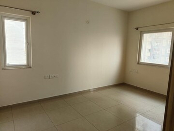 Room in 3 BHK Apartment at Prestige Park View, Whitefield – for Sale