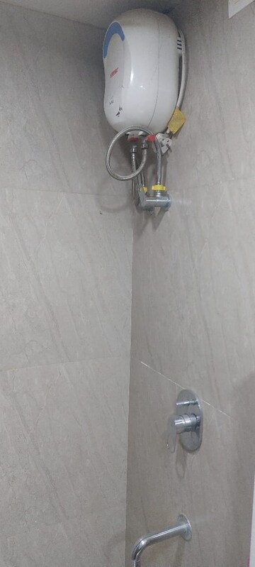 Bathroom in 1 BHK Apartment at Andheri Green Field Towers, Jogeshwari East – for Rent