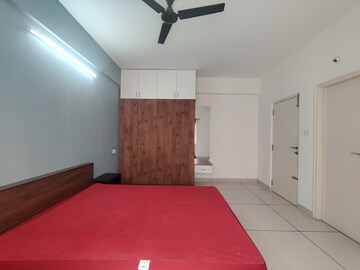 Room in 3 BHK Apartment at Vars Parkwood, Bellandur – for Rent