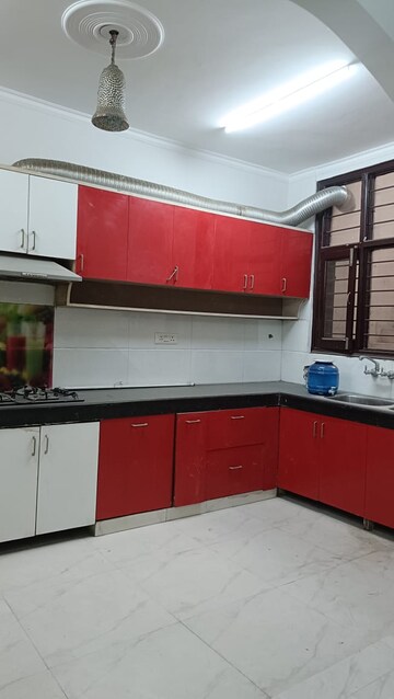 Kitchen in 2 BHK Builder Floor at Sector 47 – for Rent