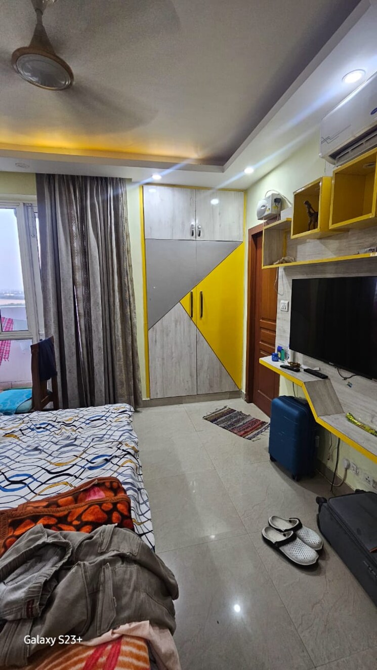 Bedroom, sikka-karnam-greens 2 Bedroom 940 Sq.Ft. Apartment In Sector 143b Noida 8597909