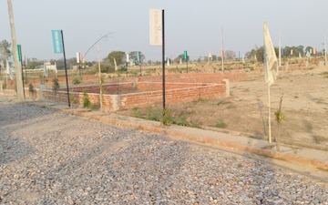 Plot For Sale in Noida Central